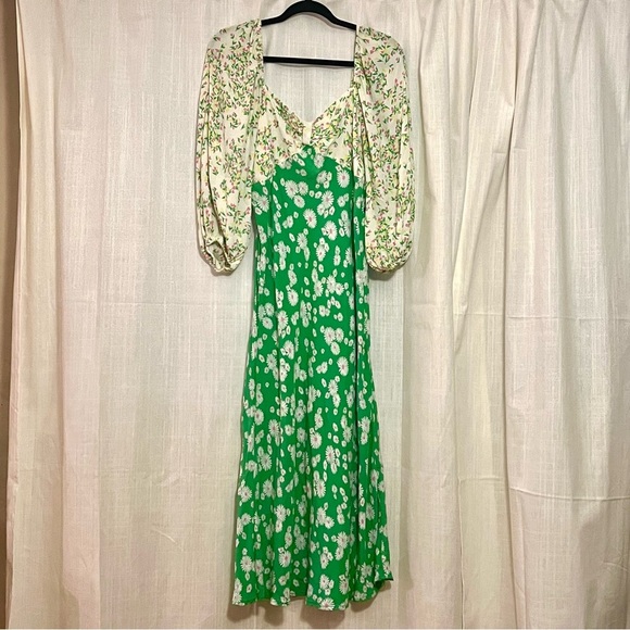 Rixo x Target Ditzy Floral Daisy Dress Size 14 Coquette Milkmaid Spring - Picture 2 of 7